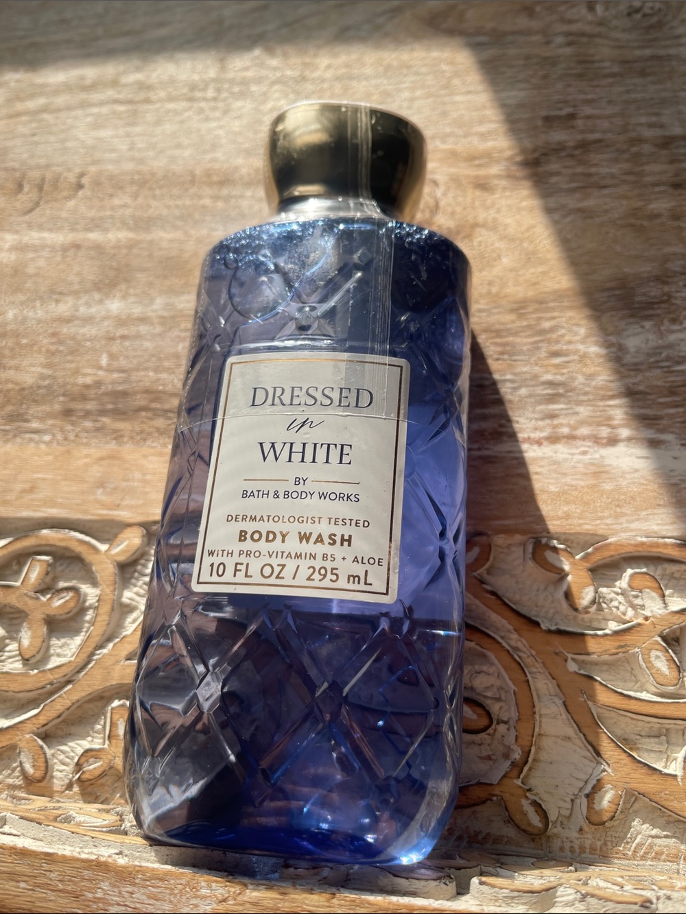 Bath & Body Works Dressed in White Body Wash - Blue